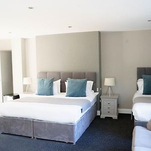 Double or Twin Room ensuite Bathroom
